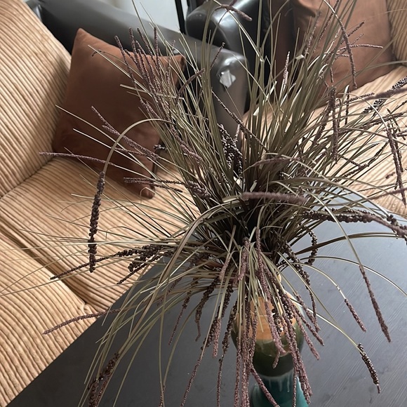 Vase - Picture 2 of 2